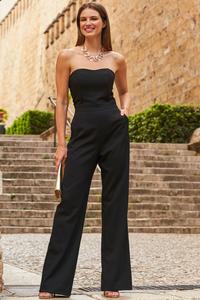 Комбинезон премиум-класса с вырезом-бандо широкими штанинами и карманами Sosandar, черный