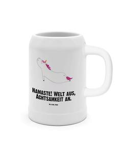 Пивная кружка с единорогом и надписью "Йога" на белом фоне Mr. & Mrs. Panda