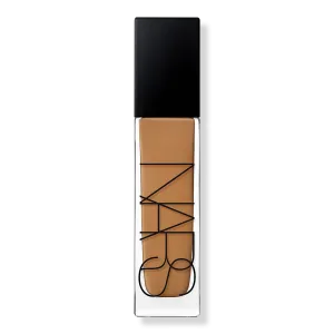 Натуральная сияющая стойкая тональная основа NARS, Iguaçu (D3 - Deep with neutral undertones, and an olive tone)