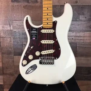 Fender American Professional II Stratocaster, ЛЕВАЯ РУКА, Олимпийский белый, Жесткий кейс, 606