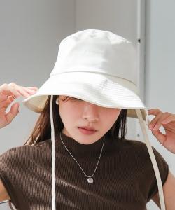 шляпа из атласной ленты