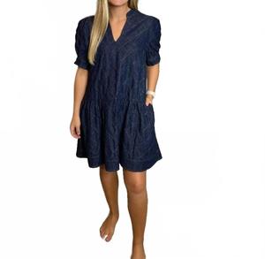 Темно-синее платье с ромбовидным узором Entro