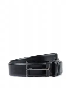 Кожаный ремень растительного дубления с массивной металлической фурнитурой Boss, черный