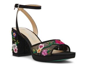 Туфли Betsey Johnson Pyper Sandal, черный