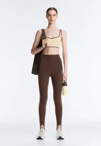 Спортивный бюстгальтер comfortlux укороченный, средней степени поддержки. Oysho, Pink