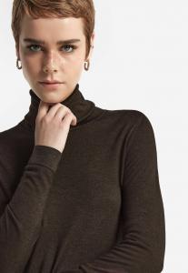 Джемпер ULTRAFINE TURTLENECK Falconeri, светло-коричневый