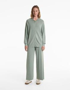 Длинная трикотажная куртка OYSHO с капюшоном сине-зеленого цвета