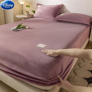 Disney Простыня на резинке 120х200 см, молочный вельвет, 2 предмета, цвет Red bean paste