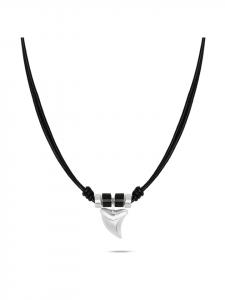 s.Oliver Серебряное колье с акульим зубом