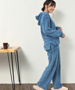 Комплект из пуловера и брюк из овчины с боа Pourvous, цвет Blue