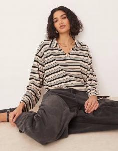 Топ с длинными рукавами и воротником-регби ASOS DESIGN в полоску верблюжьего цвета