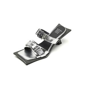 Шлепанцы женские Yeezyy Reezy, серебряный