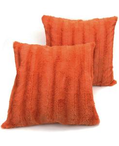Комплект из двух декоративных подушек из искусственного меха, 20 x 20 дюймов Cheer Collection, цвет rust