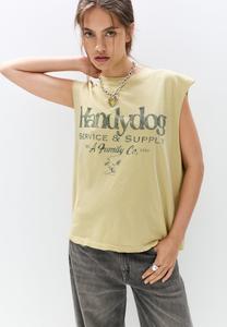 Топ PULL&BEAR SNOOPY , Green/Mottled Light Yellow