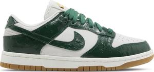 Кроссовки Wmns Dunk Low LX 'Gorge Green Ostrich', зеленый