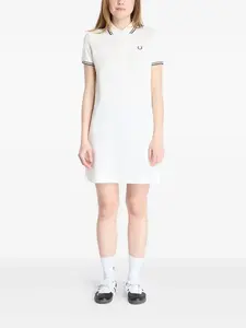 Платье мини с воротником поло Fred Perry, белый