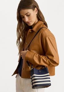 Сумка Lauren Ralph Lauren TWO-TONE LEATHER SMALL REESE BUCKET BAG, Refined Navy/Soft White/Dark Blue