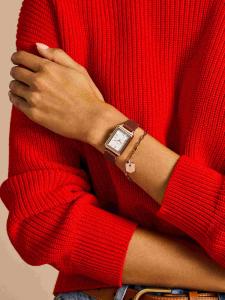 Женские аналоговые часы Fossil ES5377SET с кожаным ремешком