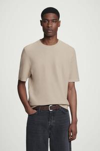 Хлопковая футболка со структурированным переплетением COS, серо-коричневый