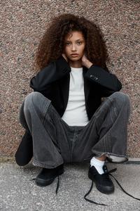 Мешковатые джинсы обычного кроя H&M, черный