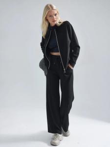 Hiccup Спортивный костюм в черном цвете