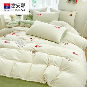 Fuanna Пододеяльник 150х200 см, молочный вельвет, двусторонний флис, вышивка полотенцем