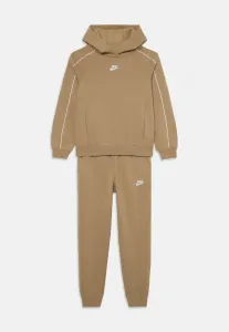Клубный спортивный костюм унисекс Nike Sportswear, Parachute Beige/White