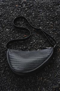 Плетеная сумка через плечо H&M, черный