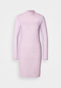 Платье-футляр NOELLA HUGO, сиреневый
