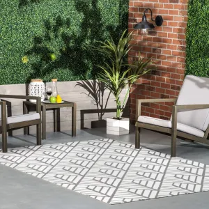 Коврик для помещений и улицы Tiffany Contemporary с алмазным узором nuLOOM, 152x244 см, серый