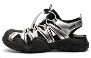 Закрытые тапочки женские TOOMANYSHOES, белые