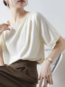 V-образный вырез, элегантные расклешенные рукава