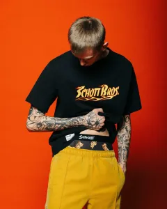 Футболка с логотипом в виде пламени