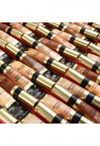 Тональное средство Born This Way Soft Matte Too Faced, цвет Almond