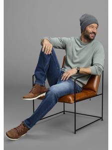 свитер с круглым вырезом в зелено-сером цвете Delmao