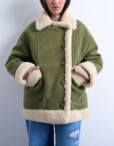 Пальто-карман Topshop из искусственной замши и овчины оливково-зеленого цвета