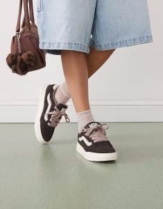 Массивные замшевые кеды Vans Hylane темно-коричневого цвета