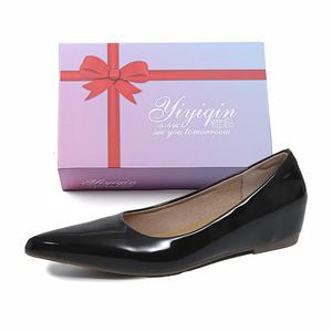 Take the Qin Повседневные туфли на скрытой платформе 4 см для женщин в подарочной упаковке - черные, цвет Black