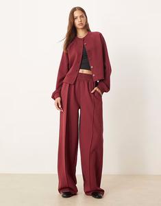 Широкие брюки из ткани интерлок бордового цвета Asos Design