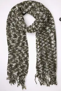 Шарф COLLEZIONE ALESSANDRO шерстяной "Lanea" крупной вязки с бахромой, хаки