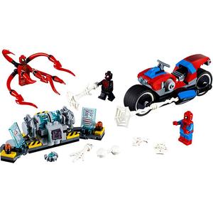 Конструктор Spider Man Motorcycle Rescue Mission пластиковый 300 деталей 76113 LEGO