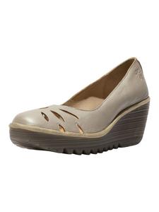 Серебряные туфли-лодочки Fly London