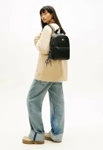 Рюкзак с подвеской в виде купола и логотипом Tommy Jeans, Black