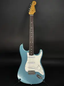 Fender Custom Shop 1960 Stratocaster Closet Classic - состаренный металлический блеск в цвете бирюзово-зеленый