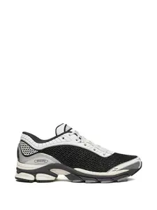 Кроссовки с логотипом Saucony, черный