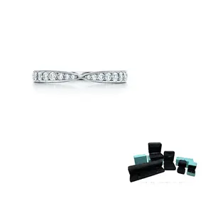 Кольцо с бриллиантом для женщин TIFFANY & CO.