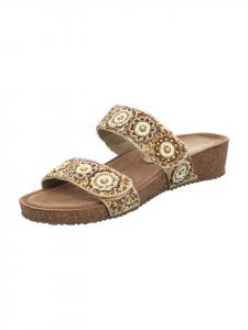 Lazamani Сандалии на танкетке бежевого цвета