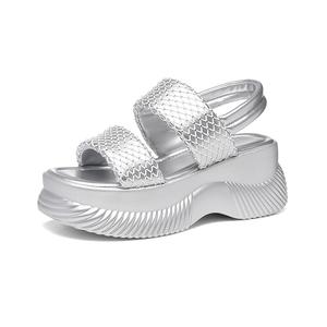 Golden Silk Rabbit Женские сандалии на одной застежке серебристые, цвет Silver