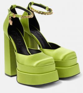 Атласные платформенные туфли Medusa Aevitas Versace, Acid Lime - Oro Versace