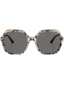 Солнцезащитные очки черепаховой расцветки Vogue, нейтральный